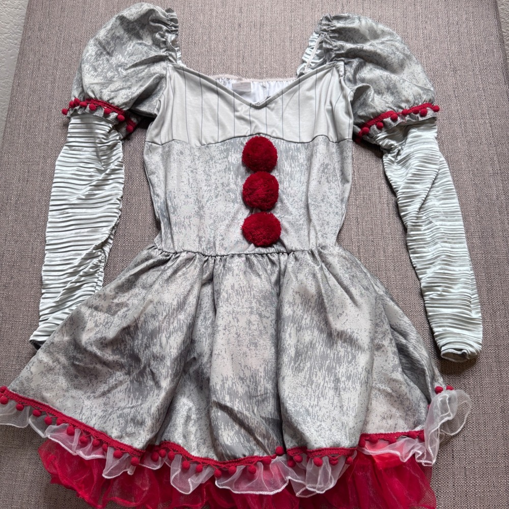 IT Chapter 2 Pennywise Clown Costume Dress Grey Red Pom Poms Womens Medium